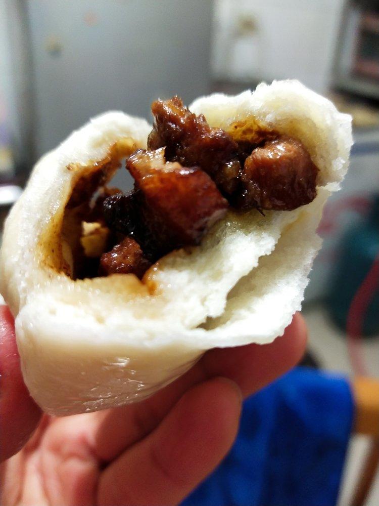 酱肉包子