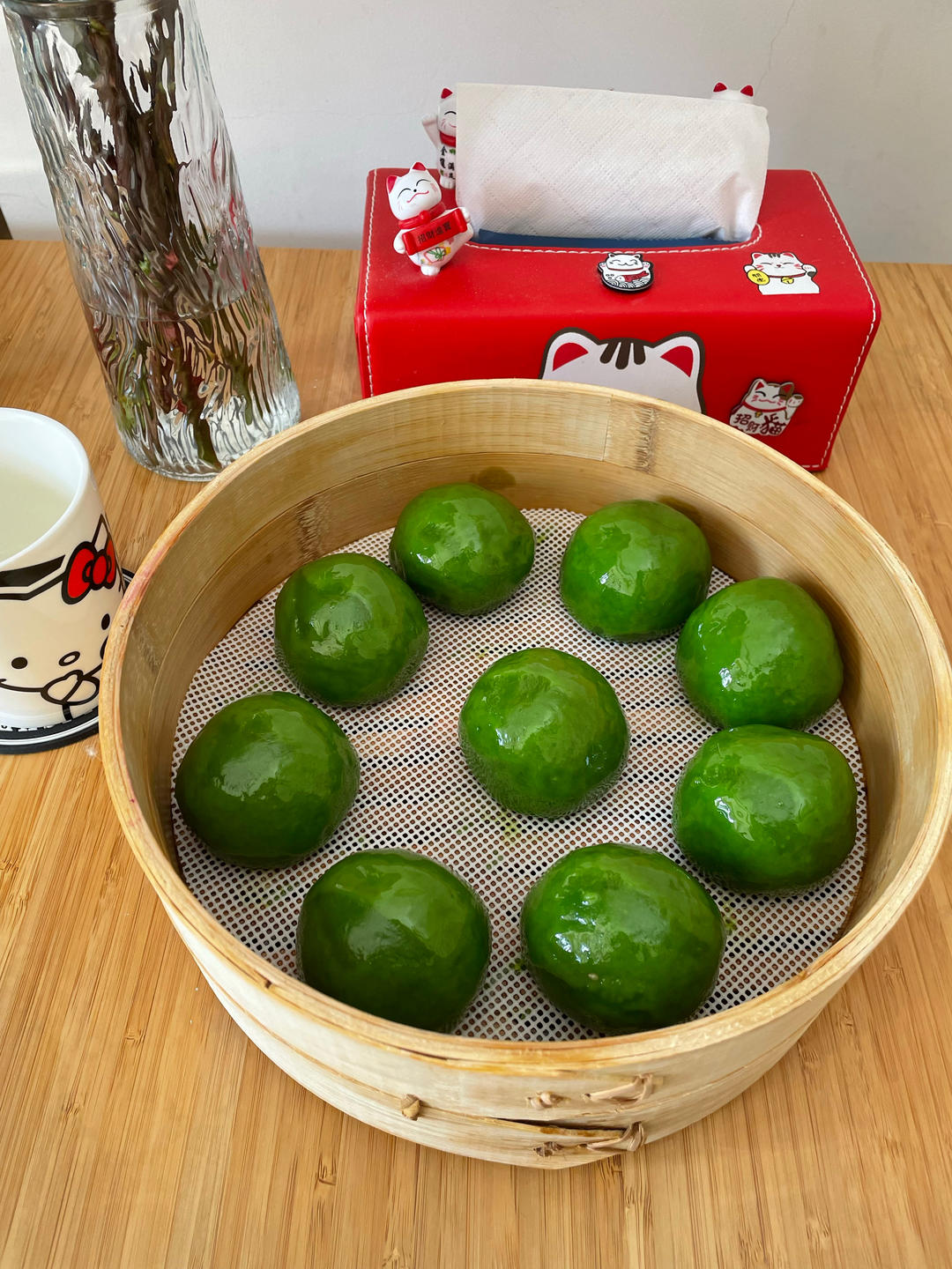 清明必吃的艾草青团