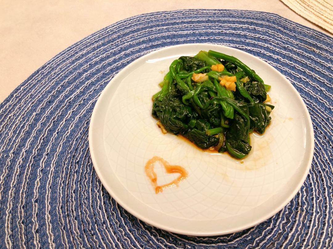 凉拌菠菜(家传秘方)