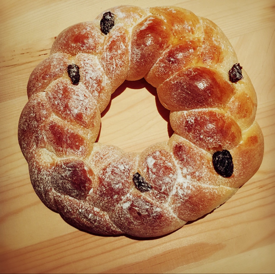 炼奶圣诞花环面包