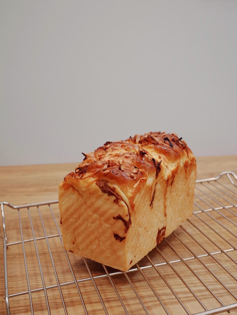 香葱肉松手撕吐司