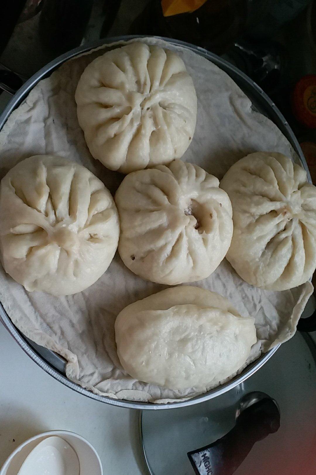 手把手教你捏出漂亮的包子褶（ 附小视频）