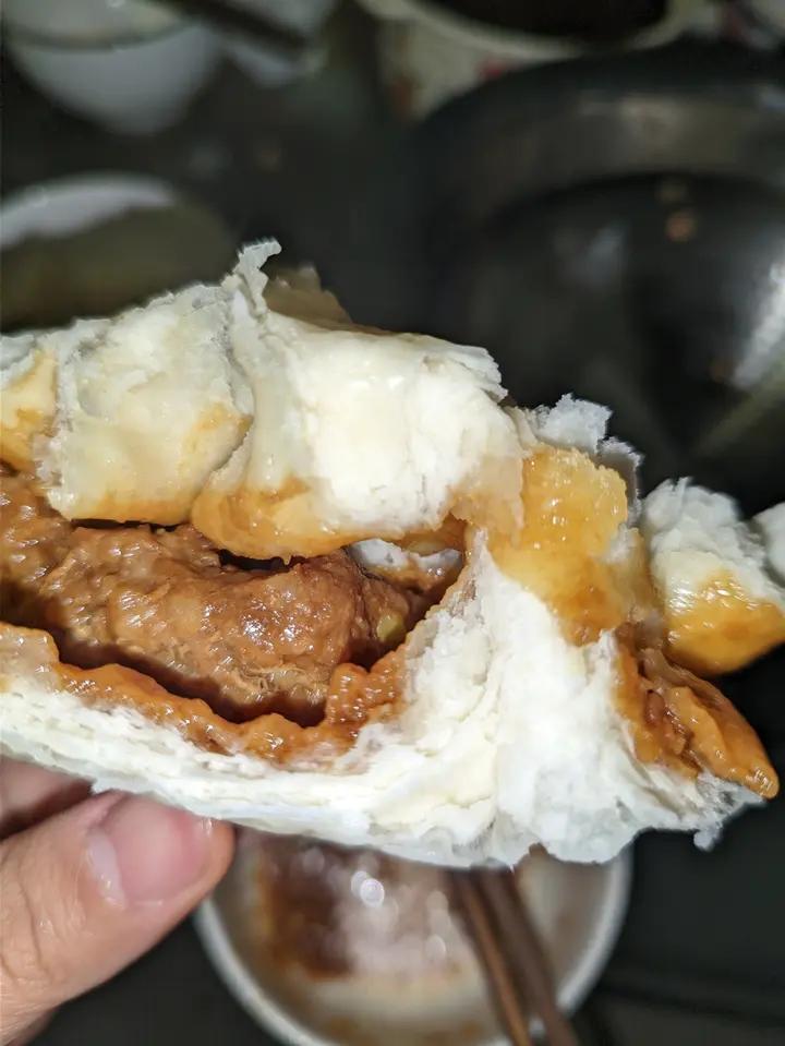 云南破酥包子