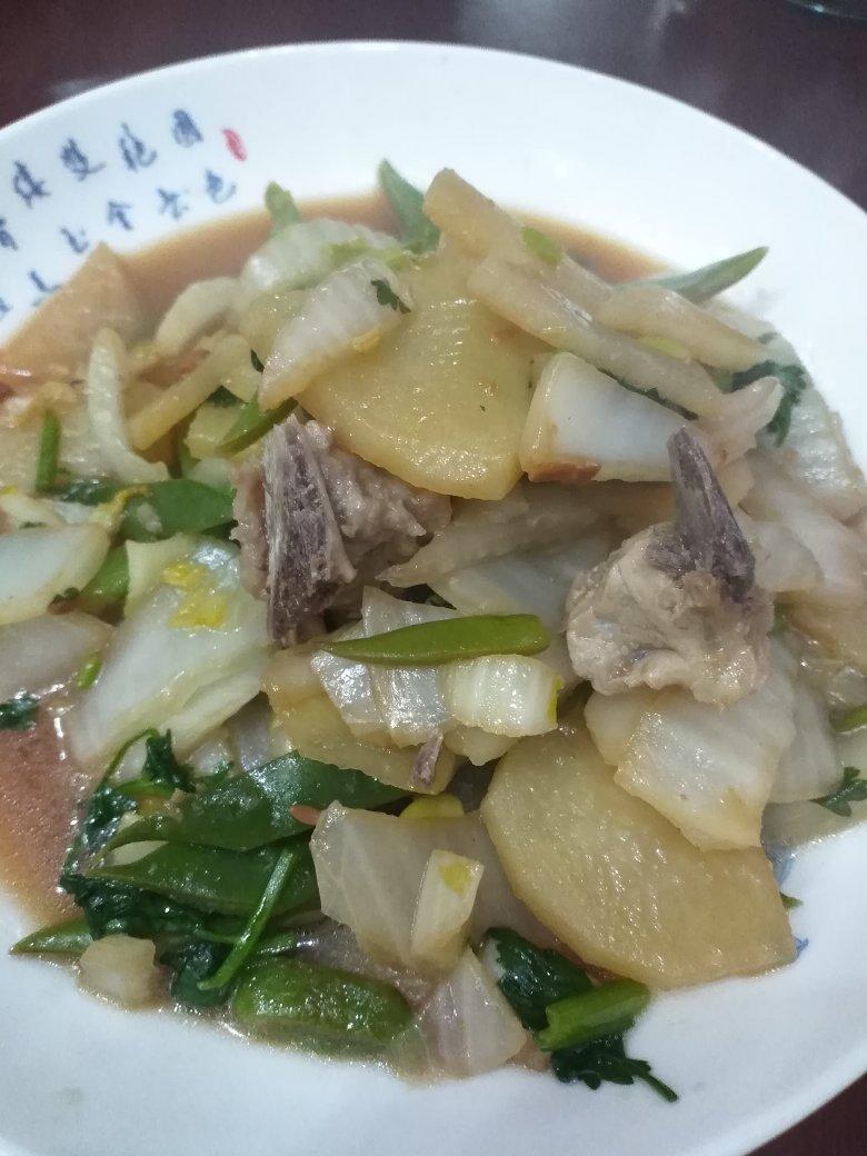 洋葱青椒炒土豆片