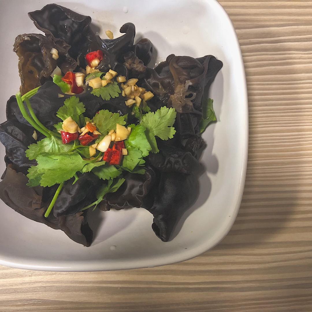 凉拌黑木耳