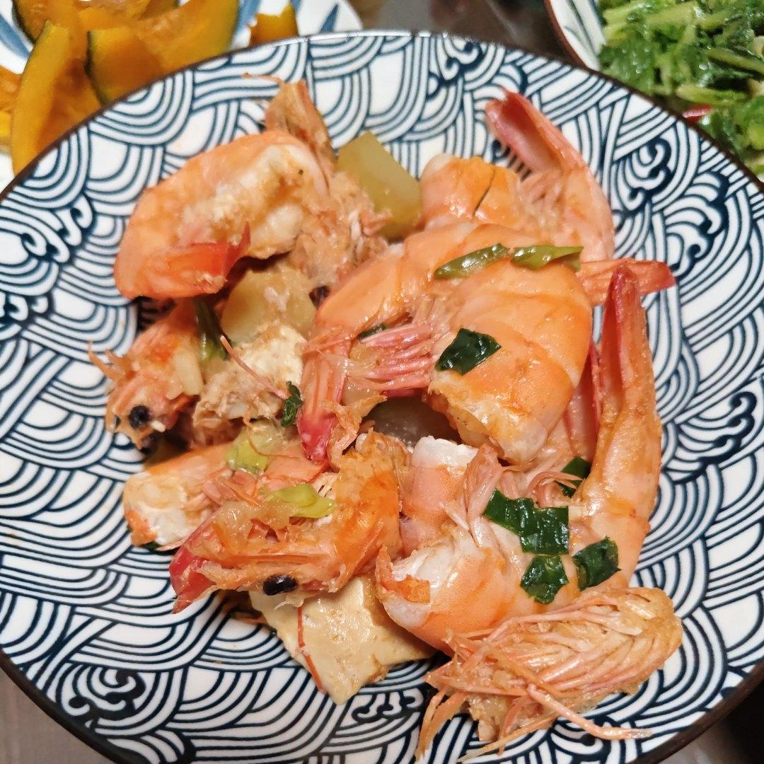 鲜香味美 超级下饭快手菜～冬瓜炖大虾🦐
