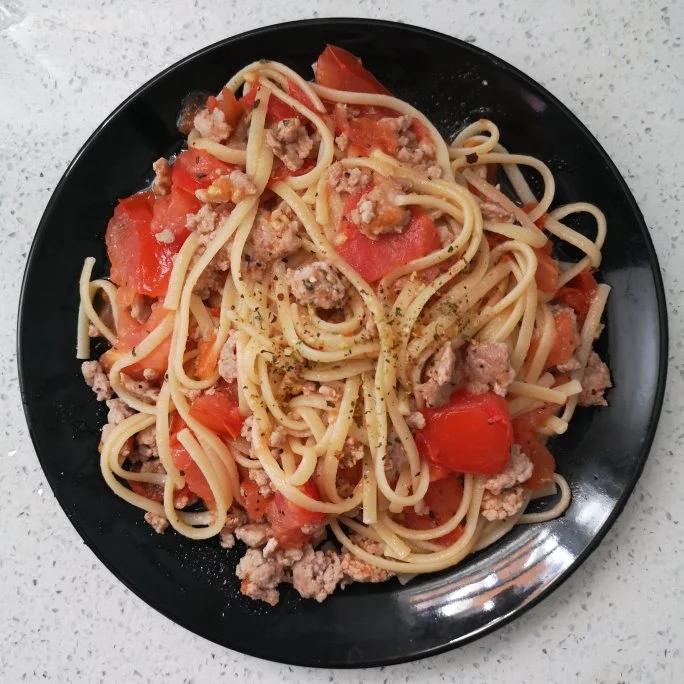 番茄肉酱意大利面