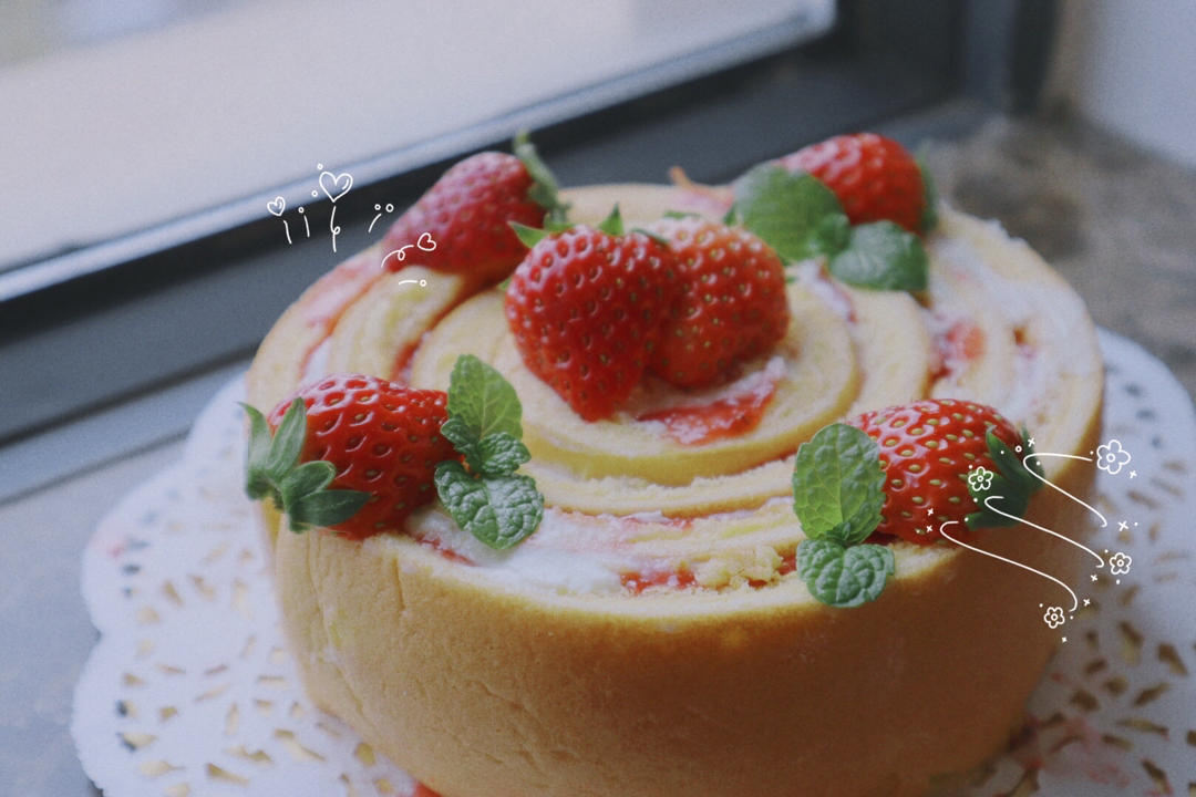 草莓年轮蛋糕，不用抹面不怕卷裂，好看又好吃，圣诞蛋糕就是她了！