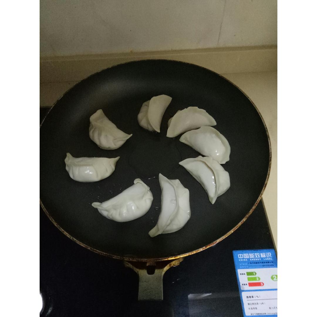 猪肉大葱锅贴