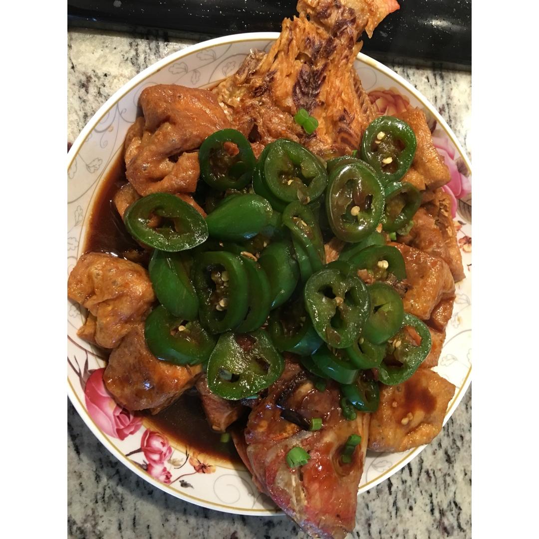 红烧鲫鱼
