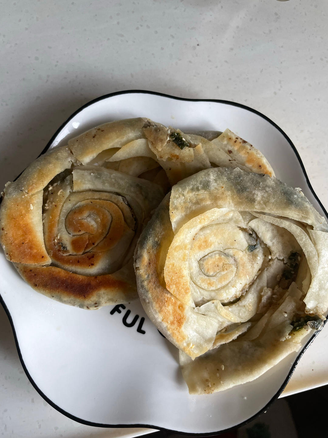 超快手饺子皮版葱油饼