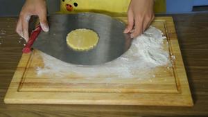 《糯米团子的厨房日记》奶黄流心月饼的做法 步骤31