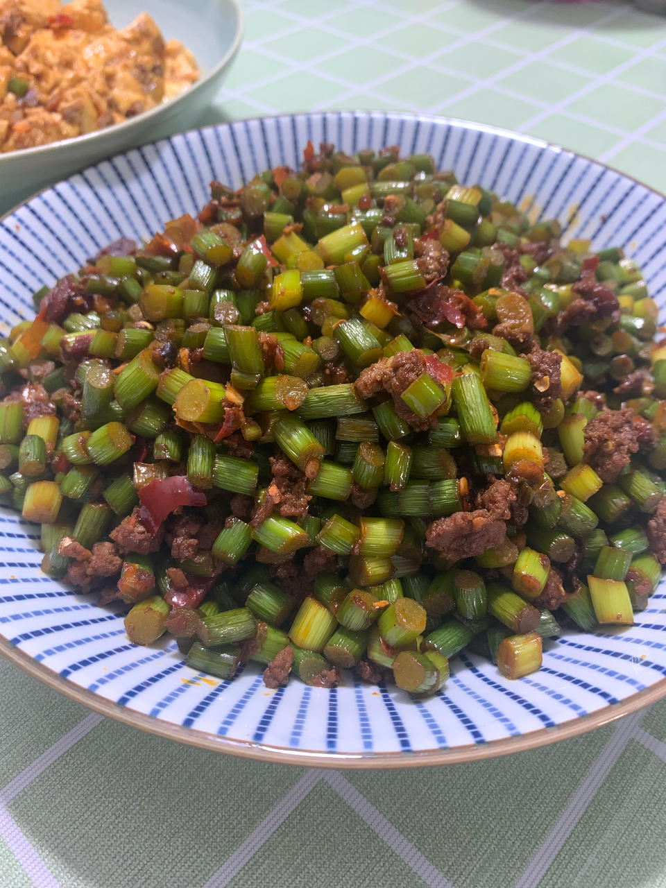 下饭外婆菜（肉沫炒蒜薹沫）