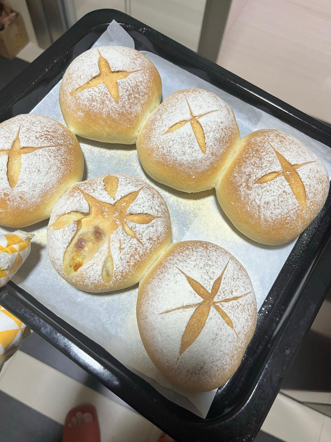 浓香金枪鱼面包