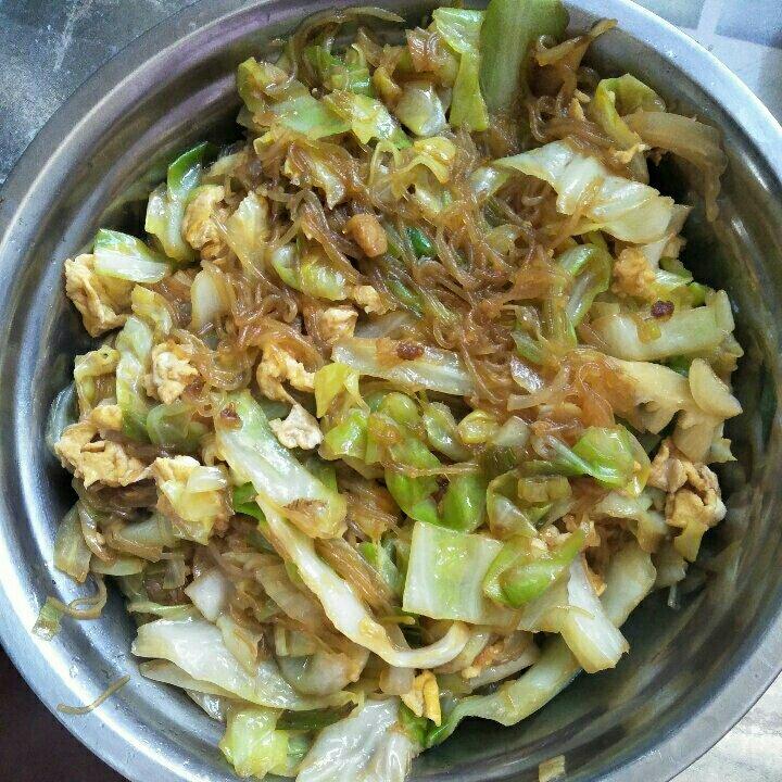 包菜粉丝炒鸡蛋