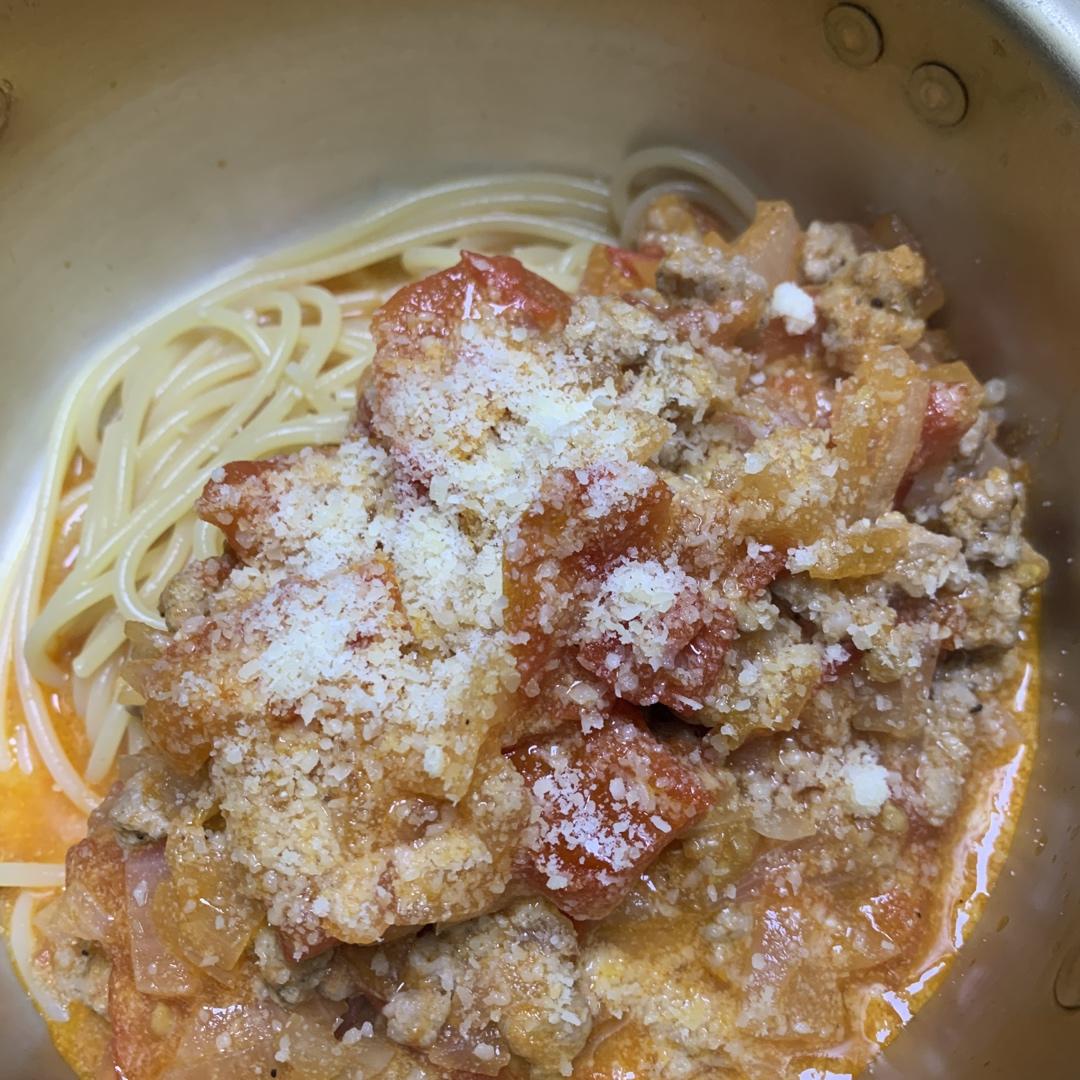 （完胜必胜客的）番茄肉酱意大利面～