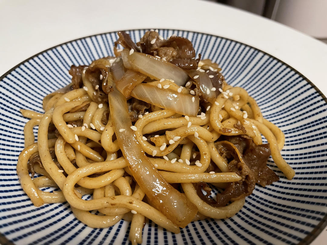 🔥爆好吃的黑椒虾仁炒乌冬面㊙️吃一口就沦陷❗️