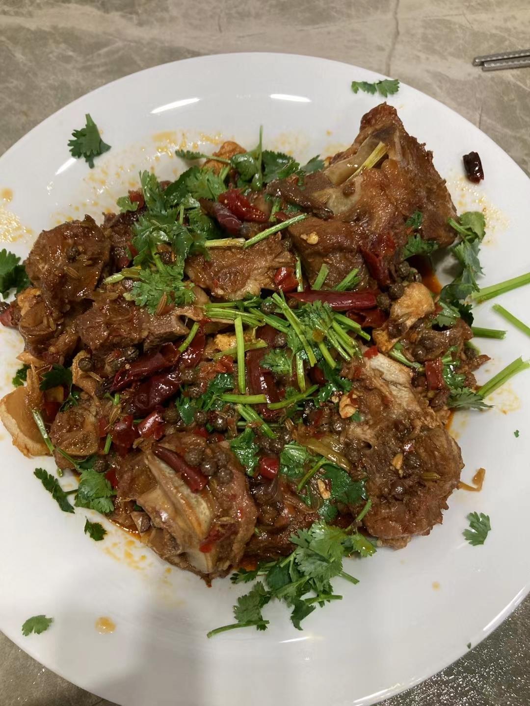 厨师长教你：“麻辣羊蝎子”的家常做法，味道很棒，先收藏起来
