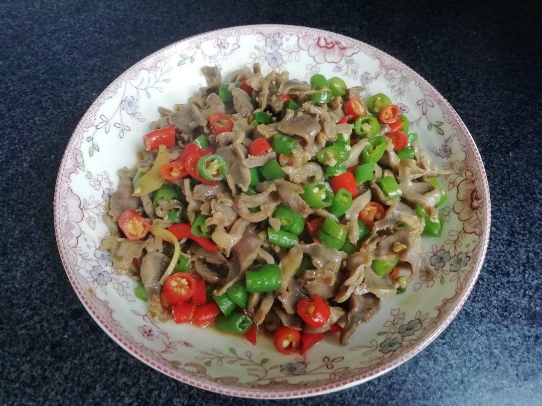 剁椒辣炒鸡胗