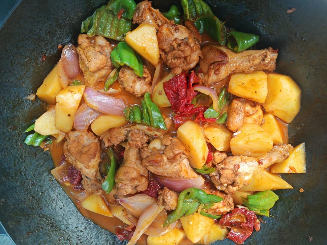 绝对正宗的新疆大盘鸡