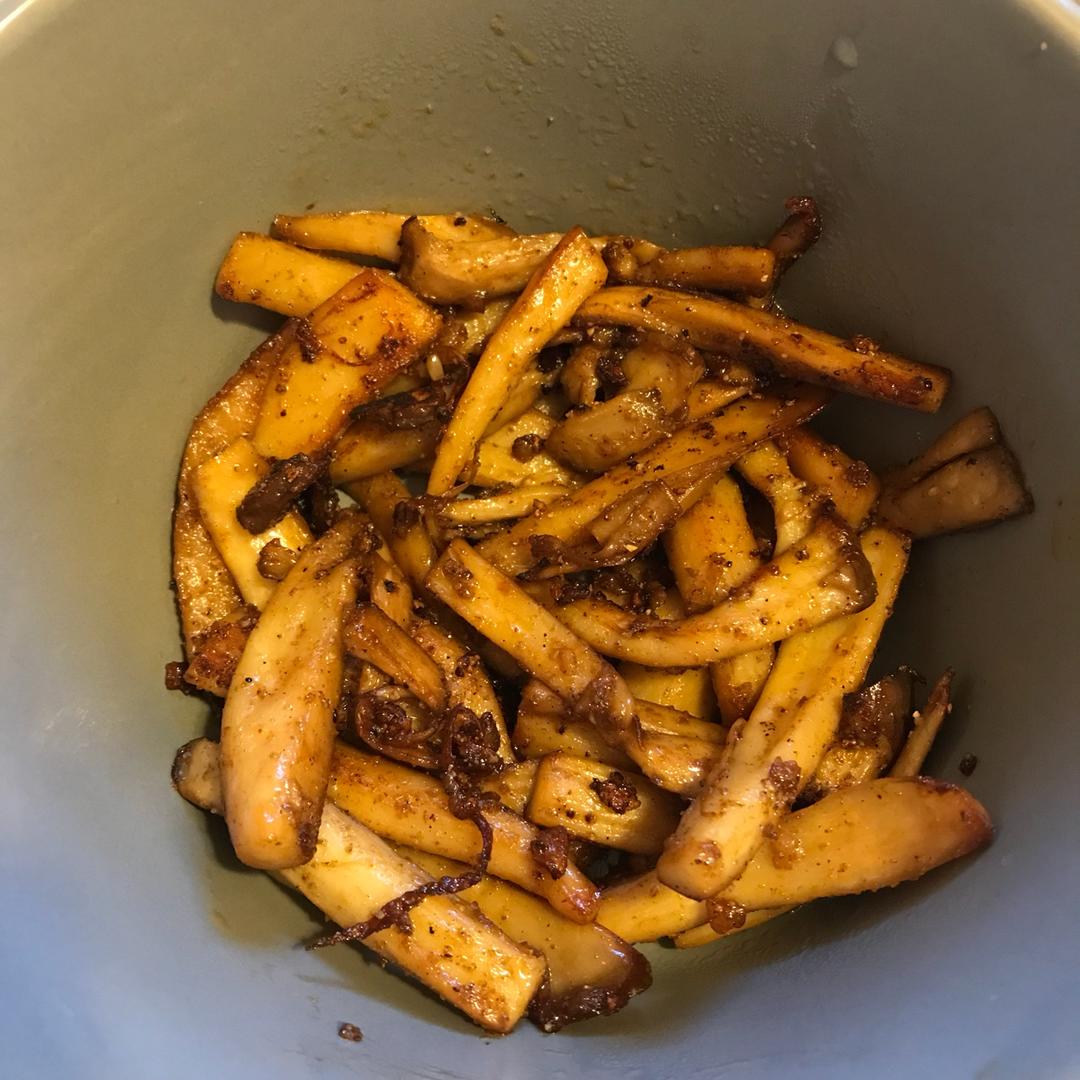 干煸手撕杏鲍菇