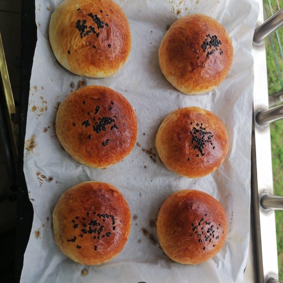 汉堡胚餐包（超百搭手揉面团-详细步骤视频）