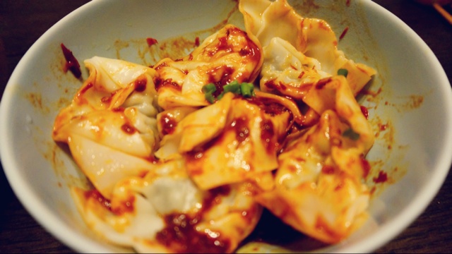香菇酱拌馄饨