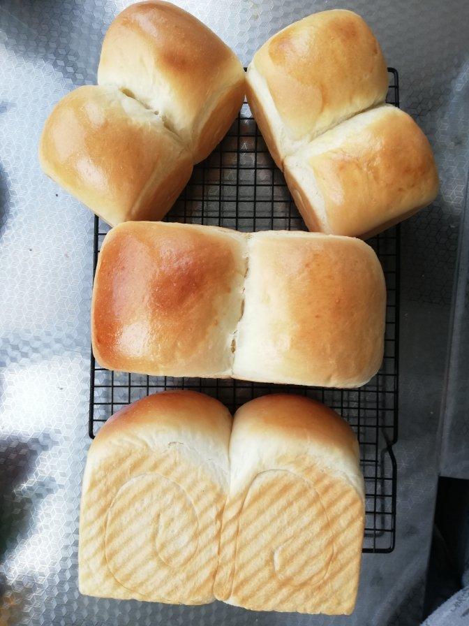 奶香浓郁的奶酪吐司