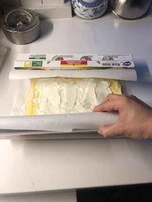 奶油蛋糕卷（用烤箱自带烤盘）的做法 步骤19