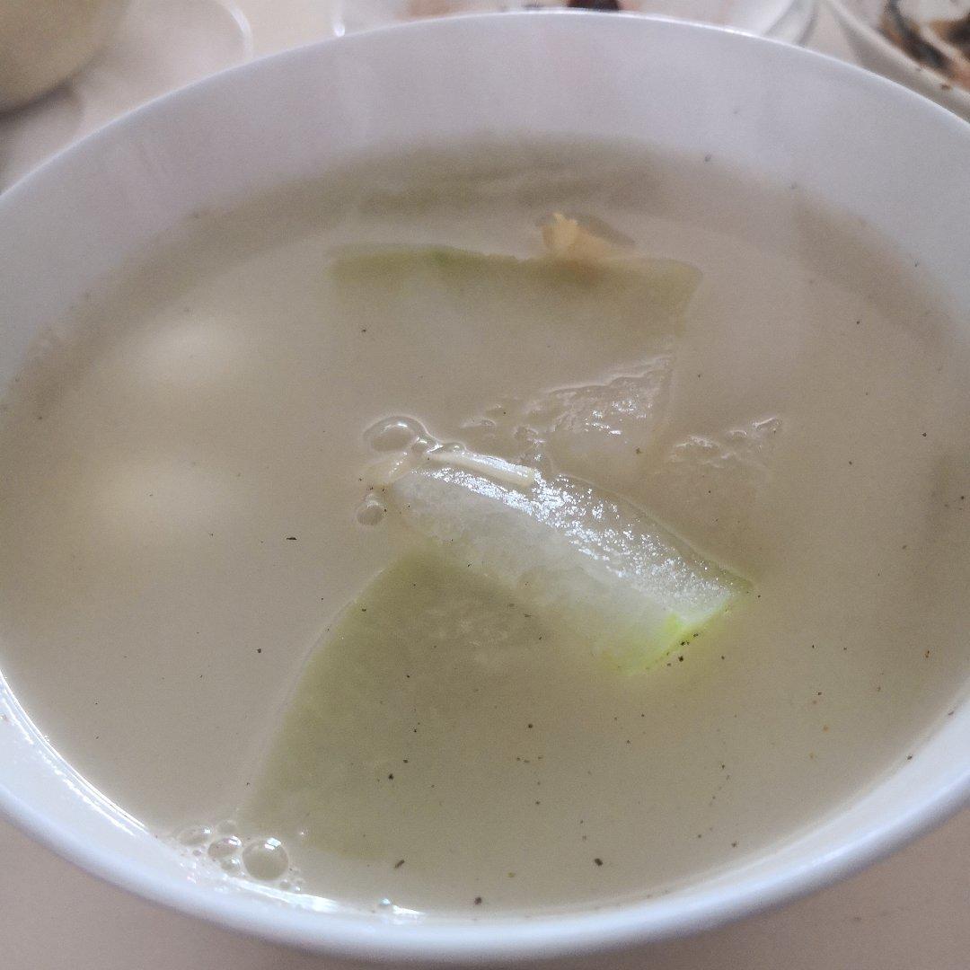 给熬夜族:冬瓜瑶柱汤