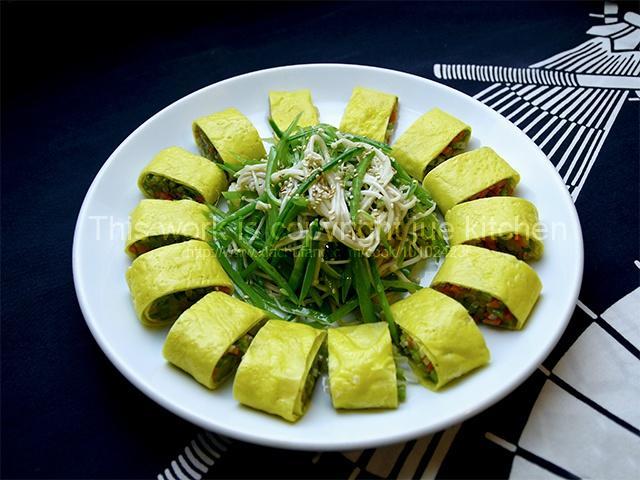 蔬菜蛋卷&雪豆拌金针菇的做法