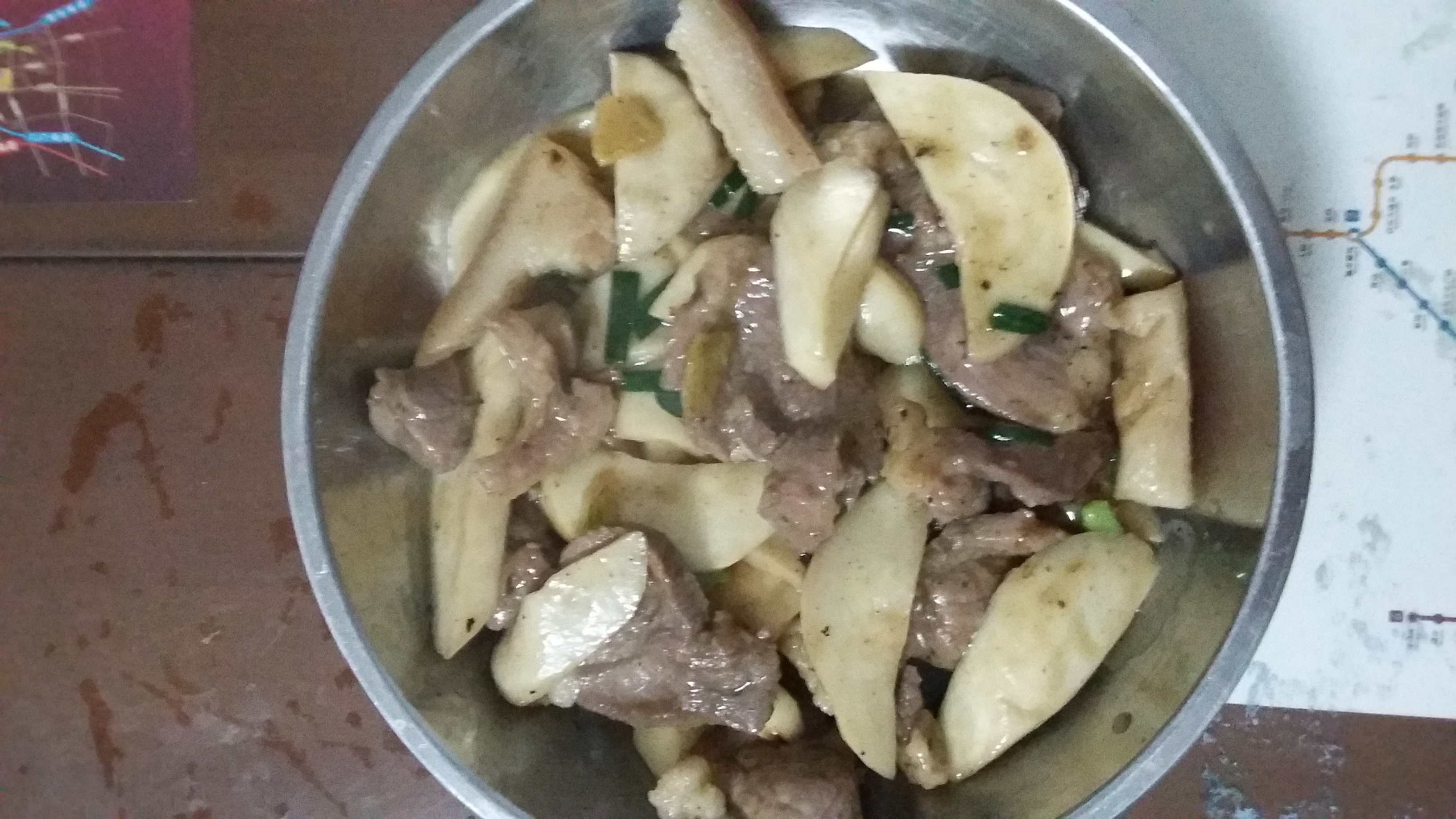 鸡腿菇炒肉片
