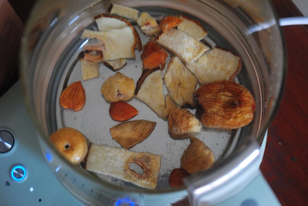 番茄豆腐炖小黄鱼【2月北鼎蒸炖锅食谱】