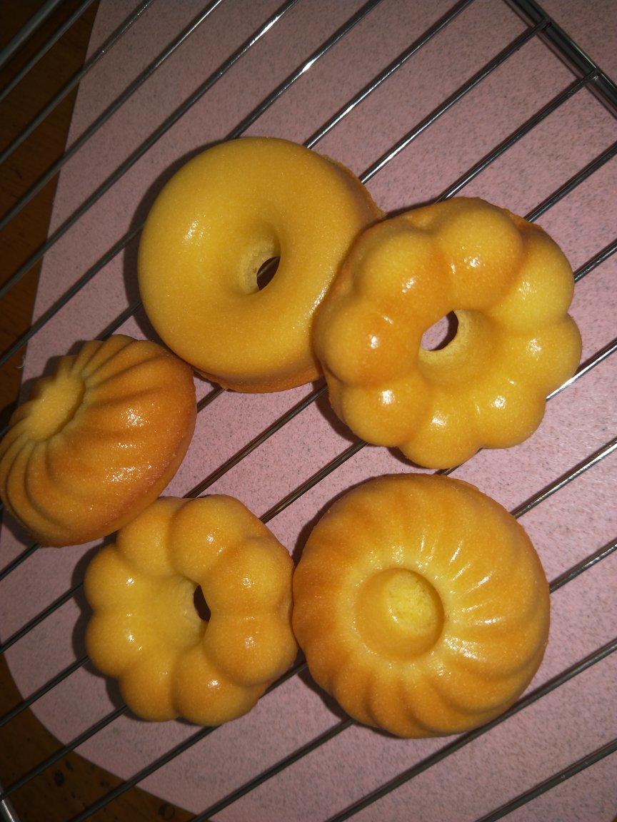 一分钟学会的甜甜圈蛋糕