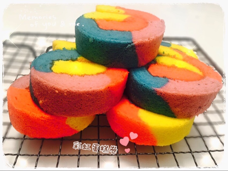 五彩斑斓的彩虹蛋糕卷   #皮黑森林#