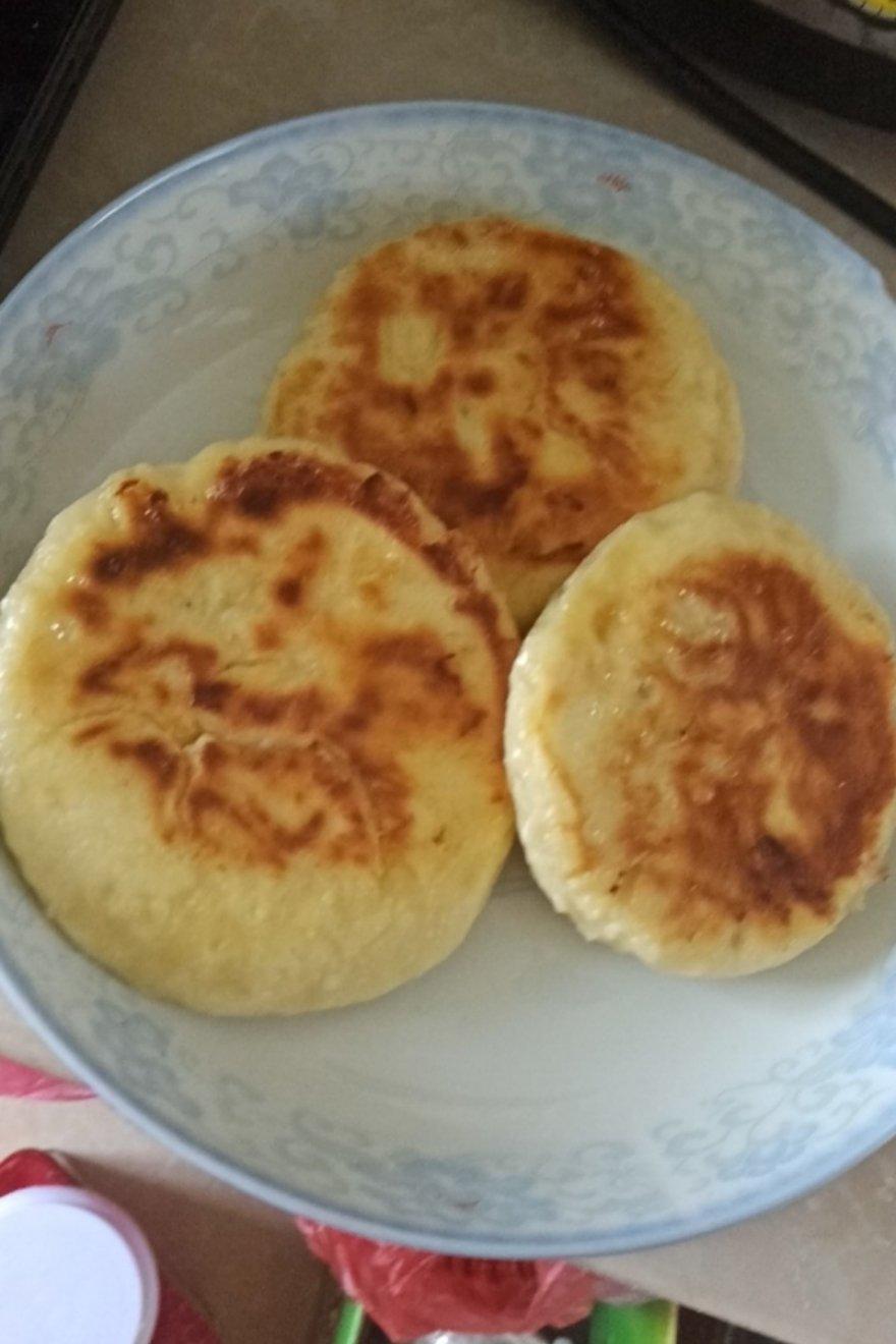 水煎包（韭菜鸡蛋馅）