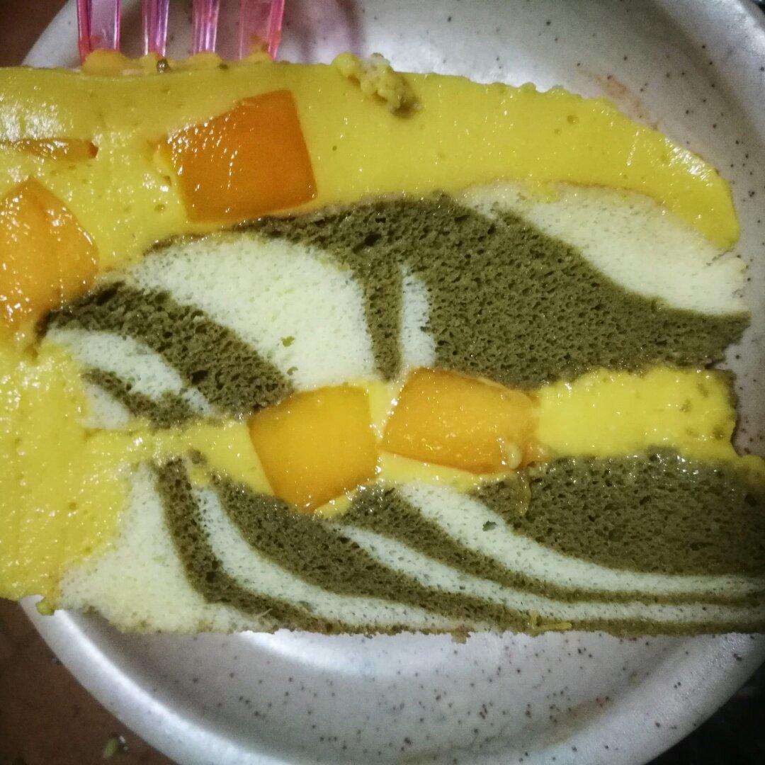 酸奶抹茶双色蛋糕（春天的颜色）