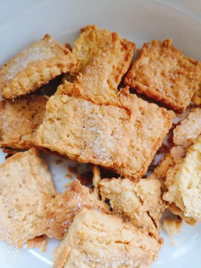 咸蛋黄酥脆小饼干
