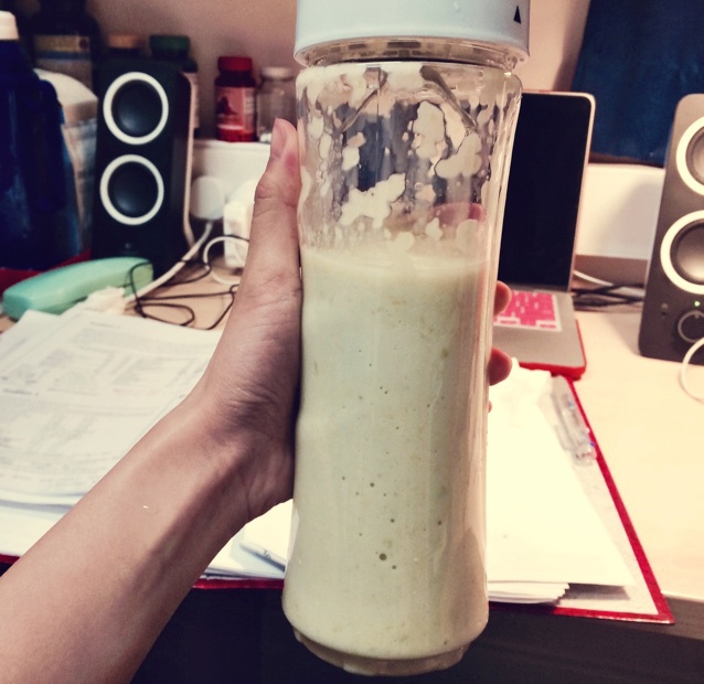 牛油果香蕉奶昔