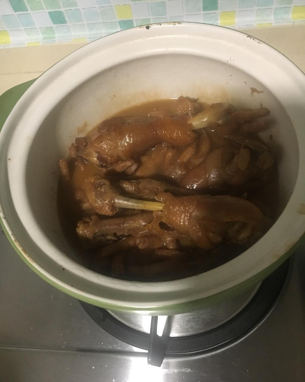 酱油鸡腿、鸡脚