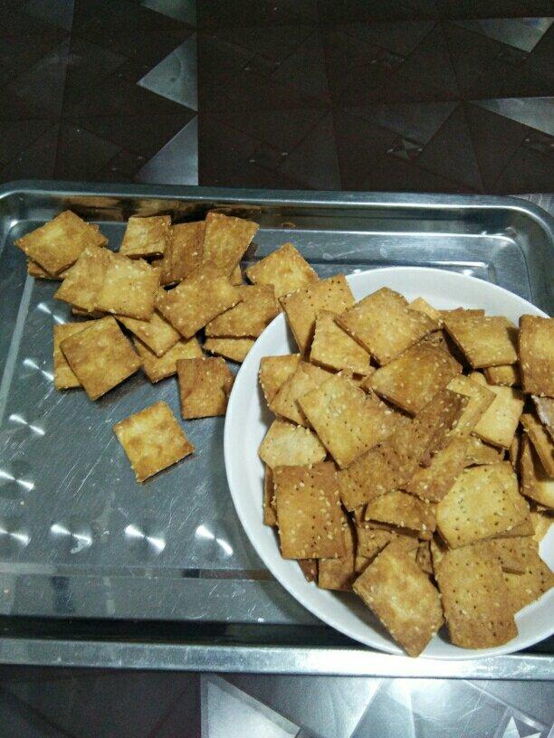 超级简单的葱香苏打饼
