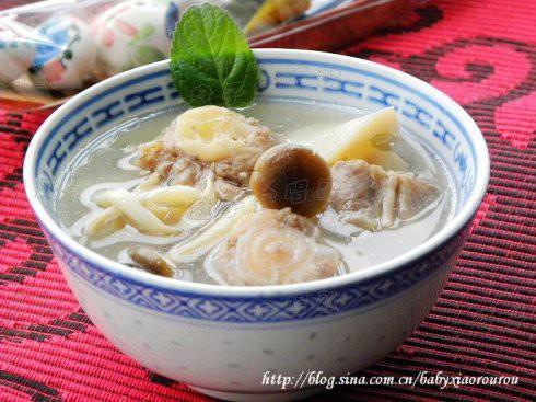 杂菇煲牛尾骨汤的做法