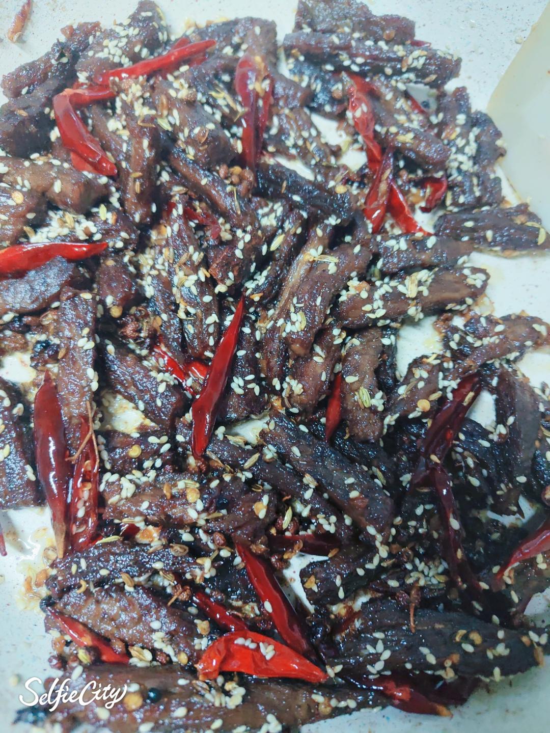 自制麻辣牛肉干，下酒或小零食