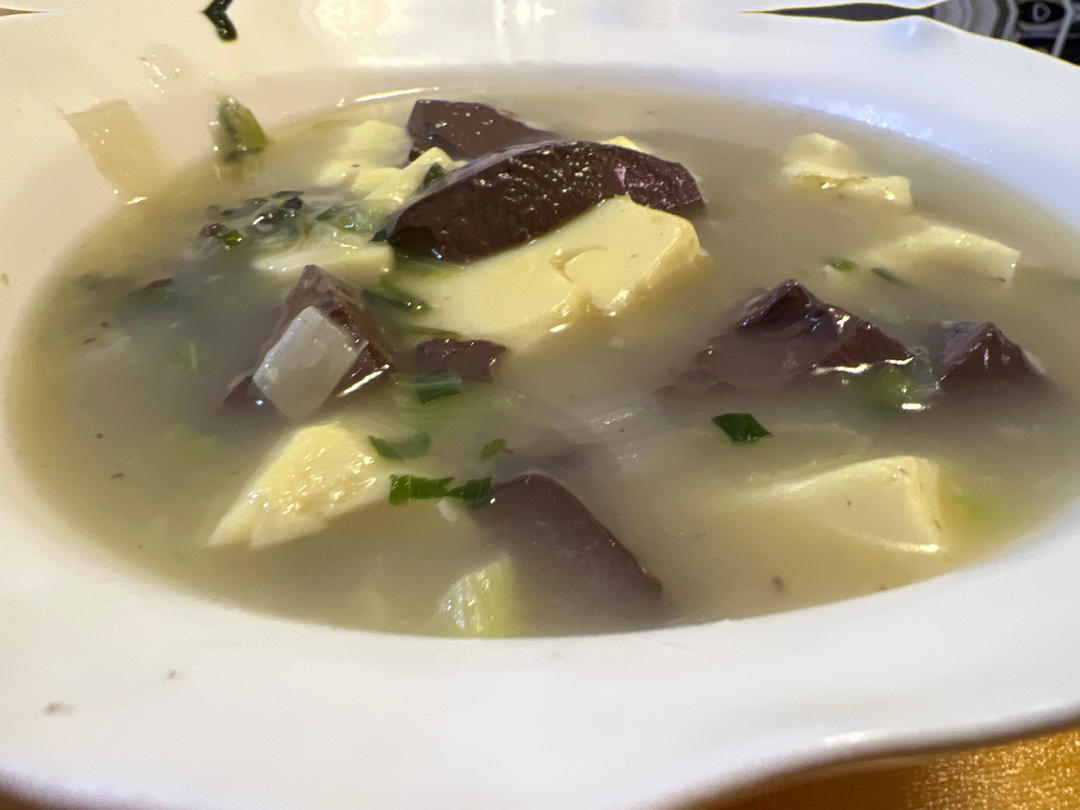 家庭鸭血豆腐汤