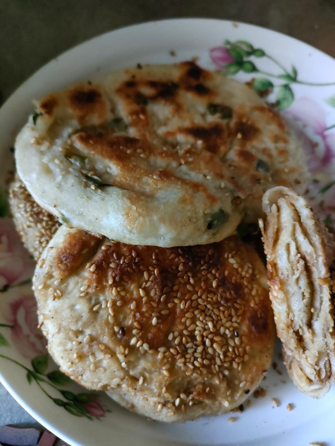 老北京麻酱烧饼 酥香可口 层次分明 附细节视频详解