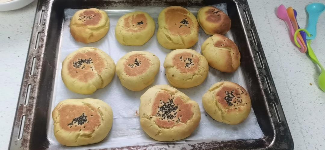 红薯发面饼（烤箱，不粘锅，电饭煲三用版）