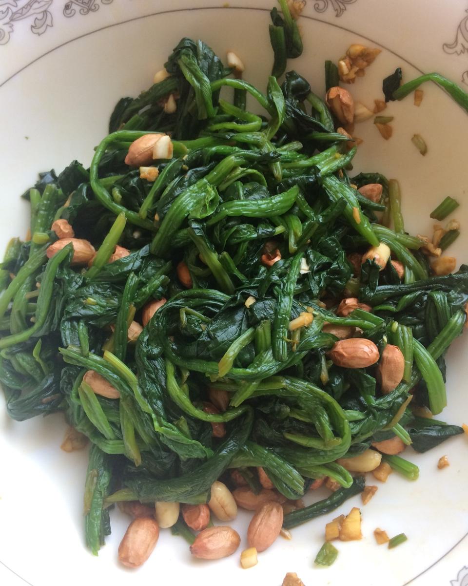 果仁菠菜