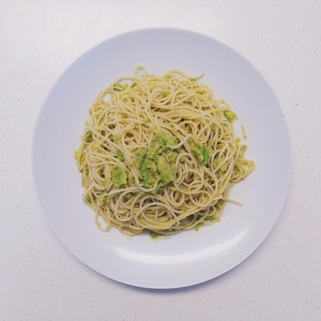 牛油果意面