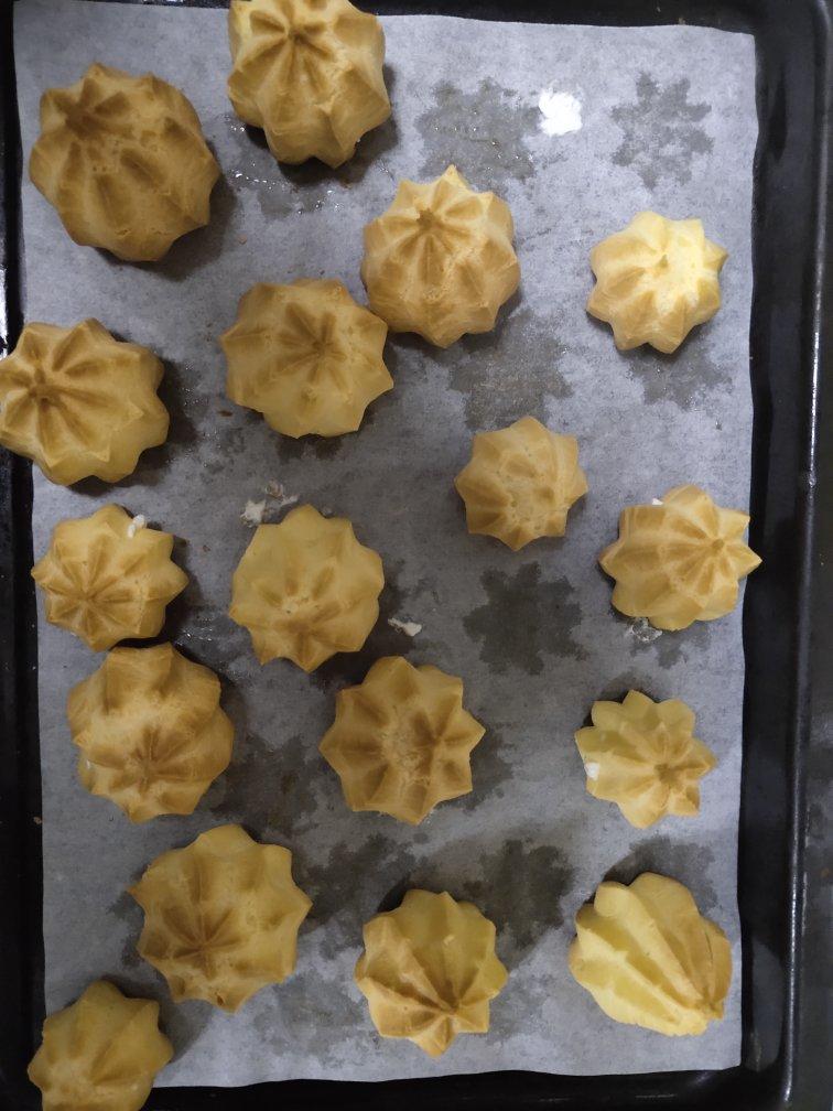 十分美味的酥皮泡芙