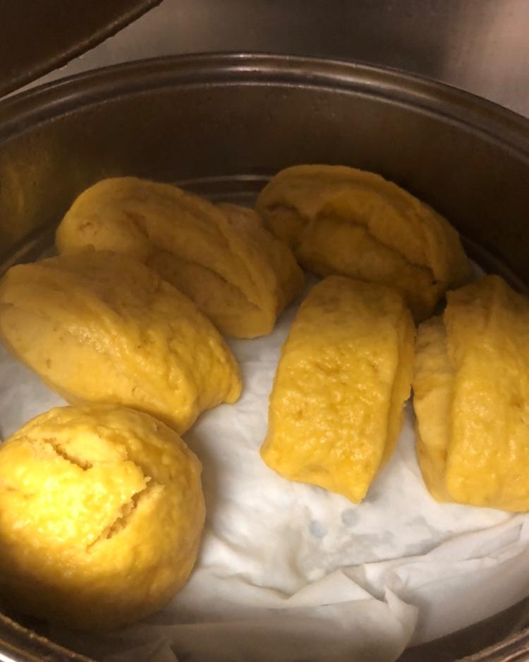 自然开花的南瓜馒头（刀切馒头和南瓜造型）